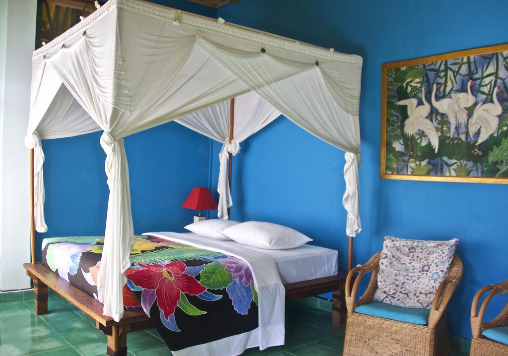 Bebek Biru Hotel Сидемен Екстериор снимка